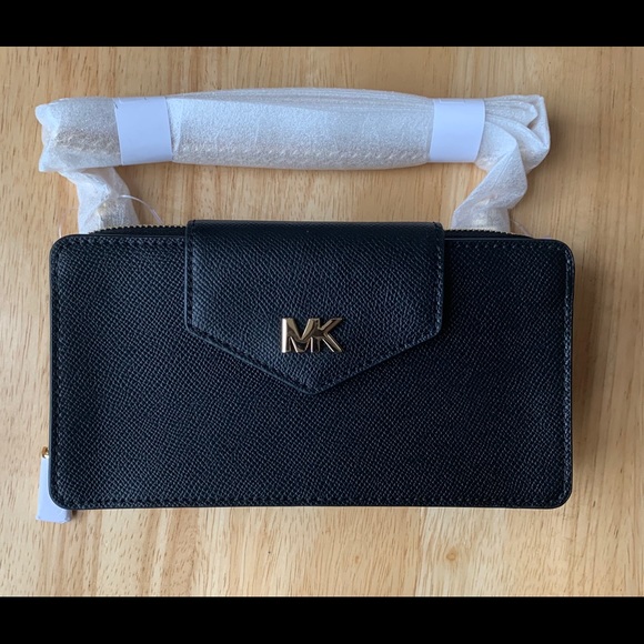 MICHAEL Michael Kors Handbags - Michael Kors small phone Crossbody bag